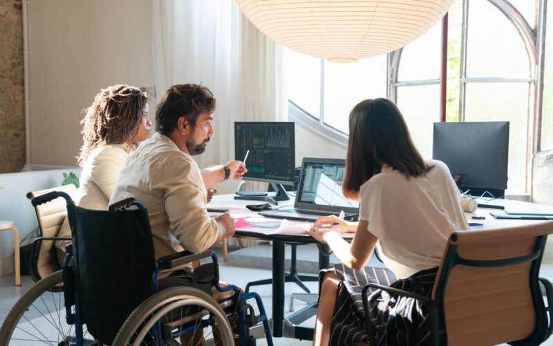 Acessibilidade Brasil: Mercado de Trabalho