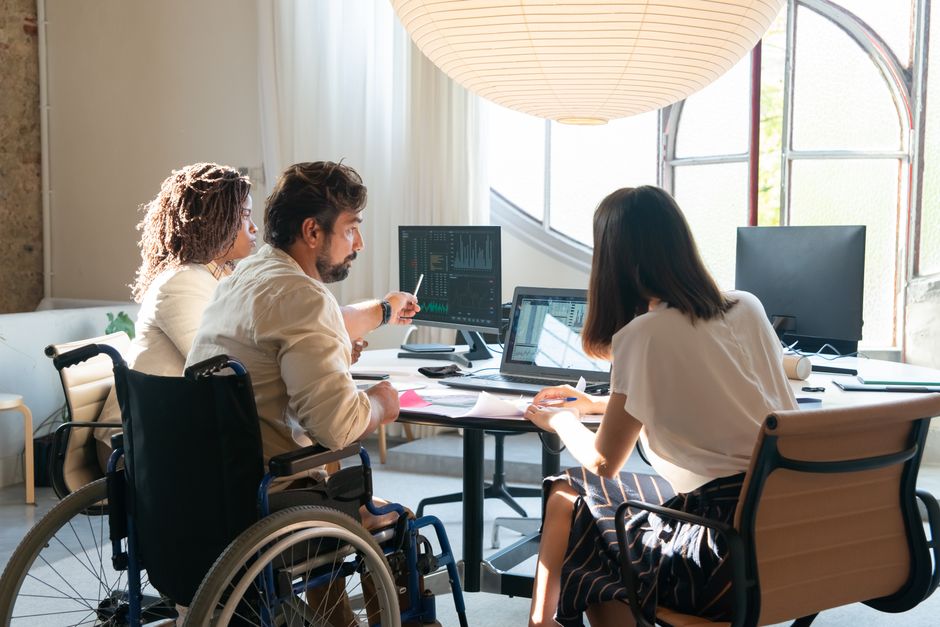 Acessibilidade Brasil: Mercado de Trabalho